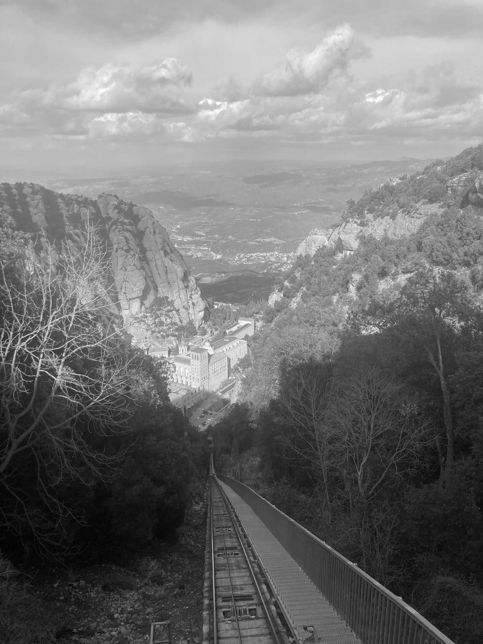 WhatsApp Image 2025-03-24 at 12.10.43 (1)